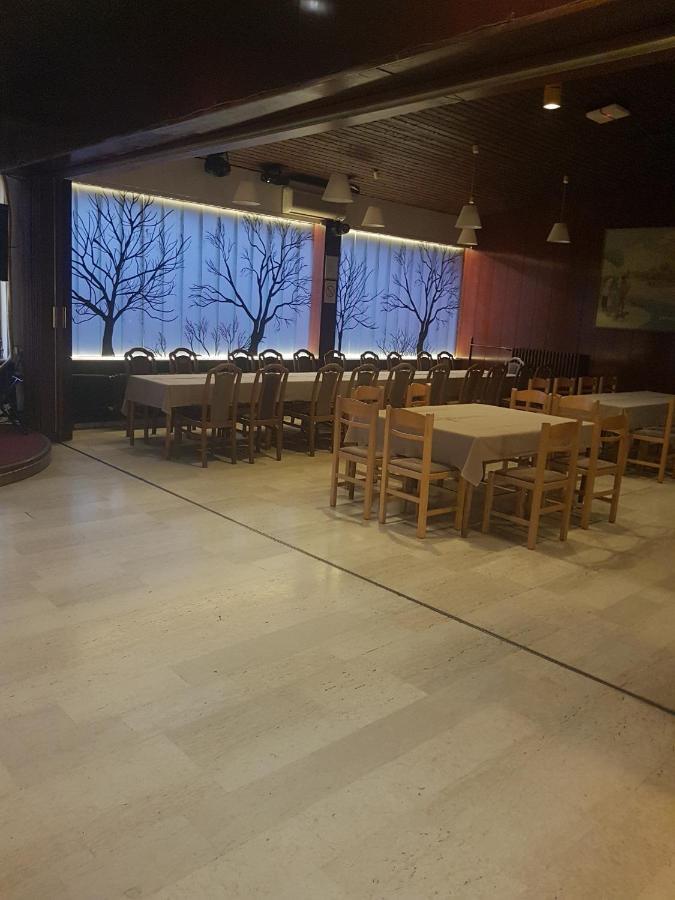 Hotel Sax Balkan Димитровґрад Екстер'єр фото