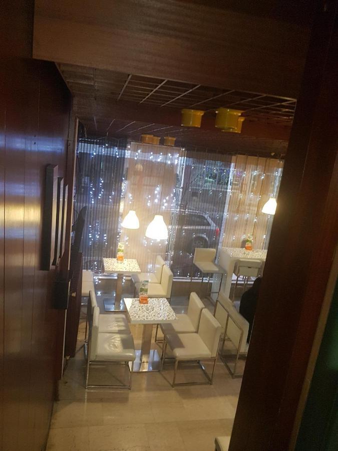 Hotel Sax Balkan Димитровґрад Екстер'єр фото