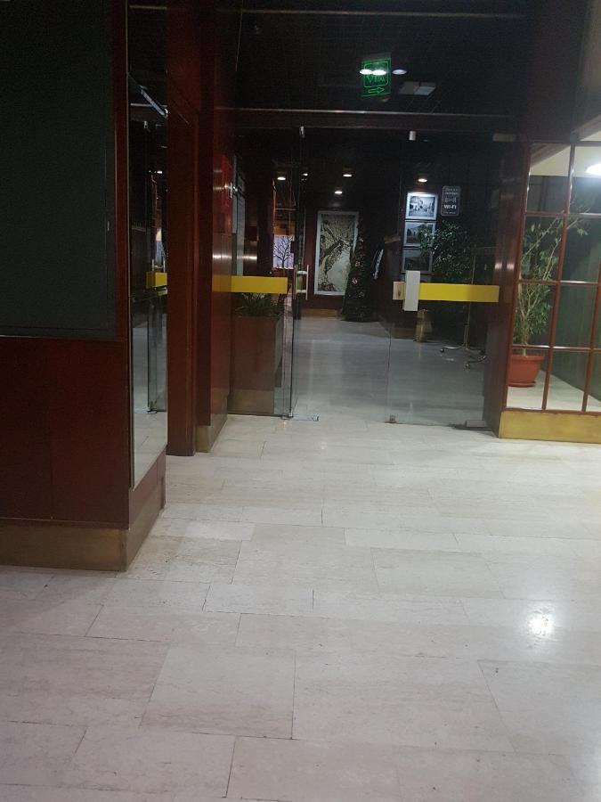 Hotel Sax Balkan Димитровґрад Екстер'єр фото