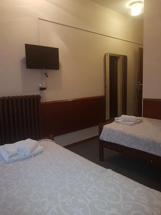 Hotel Sax Balkan Димитровґрад Екстер'єр фото